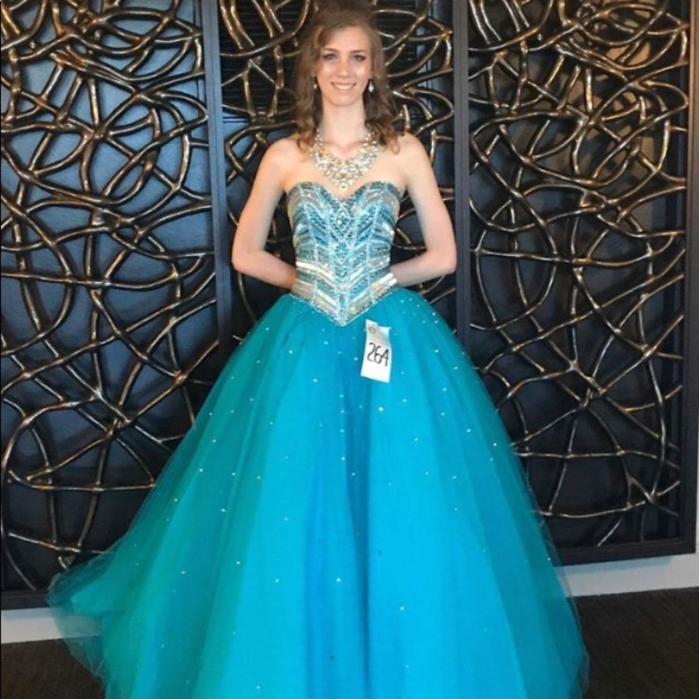 Prom dress!